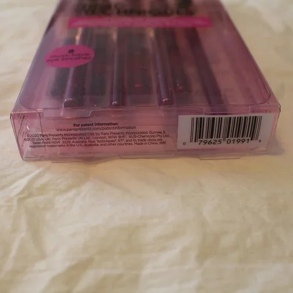 REAL TECHNIQUES - Set of 8 eye makeup brushes - NEW IN BOX - Picture 3 of 8